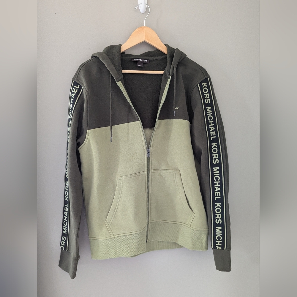 Michael Kors Men's zip up hoodie, NWOT. Large, in perfect condition.